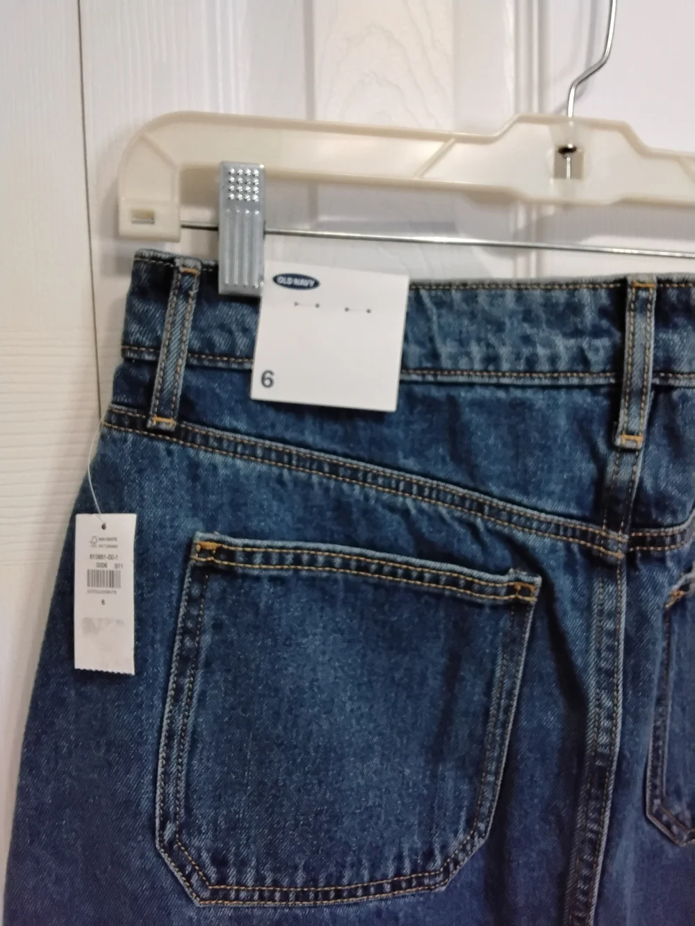 Old Navy Blue Denim Button-Front Skirt - Picture 8 of 10